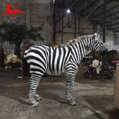 Zebra animatrônica realista de controle manual disponível