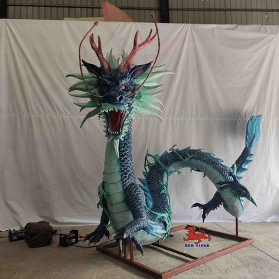 Dragão verde chinês de criaturas míticos dos animais Animatronic realísticos sadios vivos