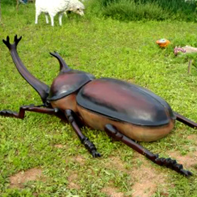 Bom preço. Escultura de insetos animatrônicos à prova de sol personalizada com personalização de movimento/som on-line